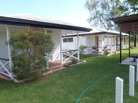 Warrego Hotel Motel Cunnamulla - Accommodation Nelson Bay 1