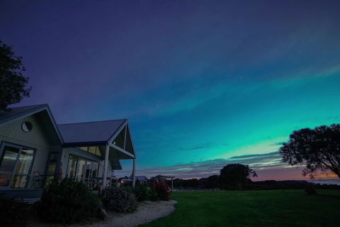 Bear Gully Coastal Cottages - Accommodation Nelson Bay 1