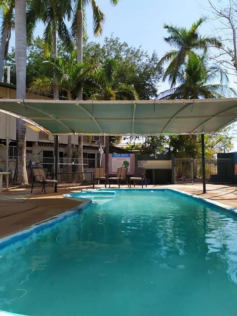 Palm Court Budget Motel Hostel/Backpackers - Accommodation Nelson Bay 0
