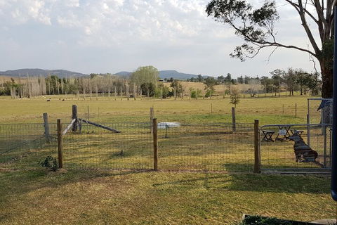 The Wattle Lodge - Accommodation Nelson Bay 3