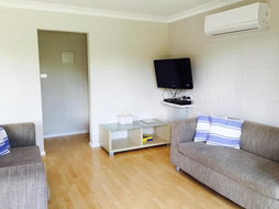 Book Emerald Beach Accommodation Vacations Nelsons Bay Accommodation Nelsons Bay Accommodation