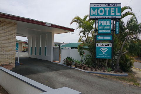 Aspley Sunset Motel - Accommodation Nelson Bay 3