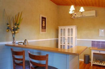 Barrington Hideaway- River Cottages - Accommodation Nelson Bay 6