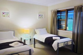 Barrington Hideaway- River Cottages - Accommodation Nelson Bay 3