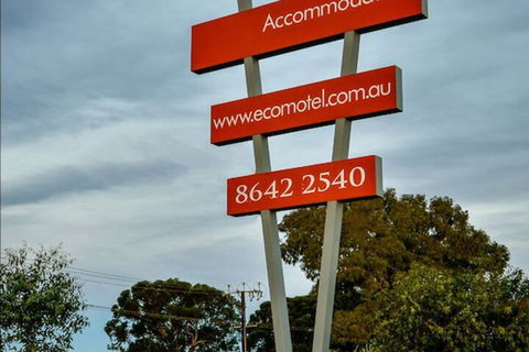Crossroads Ecomotel - Accommodation Nelson Bay 1