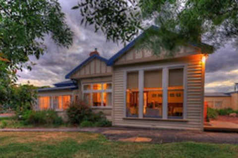 Acacia Bed & Breakfast - Accommodation Nelson Bay 0