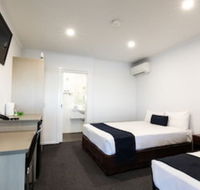 Hotel Settlers - Accommodation Nelson Bay