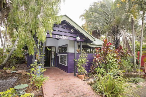 Colonial Village Resort - Accommodation Nelson Bay 1