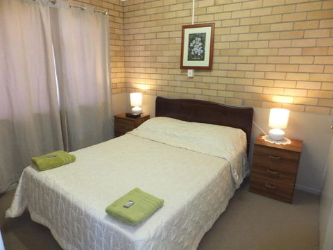 Sunrise Units - Accommodation Nelson Bay 2
