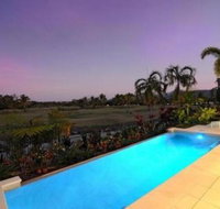 4 Cascade House Luxury Holiday Home - Accommodation Nelson Bay