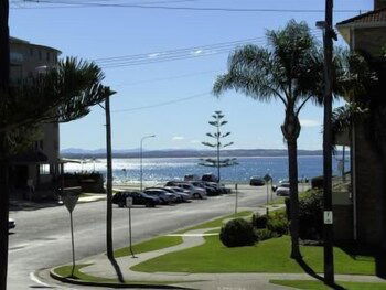 Great Lakes Motor Inn - Accommodation Nelson Bay 2