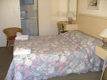 Great Lakes Motor Inn - Accommodation Nelson Bay 3
