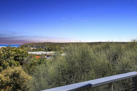 Anchors Beach House - Accommodation Nelson Bay 6