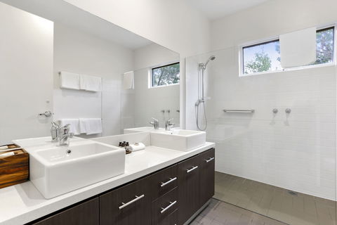 Anchors Beach House - Accommodation Nelson Bay 0