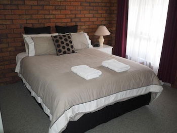 Jacaranda Motel & Holiday Units - Accommodation Nelson Bay 6
