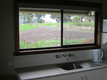 12 Apostles Cottages - Accommodation Nelson Bay 6