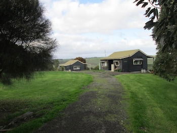 12 Apostles Cottages - Accommodation Nelson Bay 1