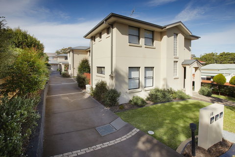 Charlestown Terrace - Accommodation Nelson Bay 2