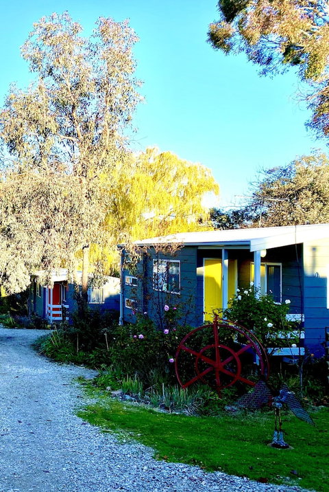 Beechworth Cabins - Nelson Bay Accommodation.com 2