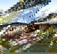 Riverway Chalets - Accommodation Nelson Bay