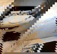 5 Rooms At The Stirling Hotel