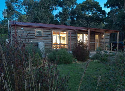 Port Bayou Cottage - Accommodation Nelson Bay 1