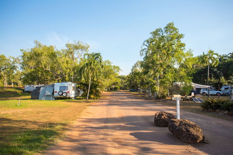 AAOK Lakes Resort & Caravan Park - Accommodation Nelson Bay 0