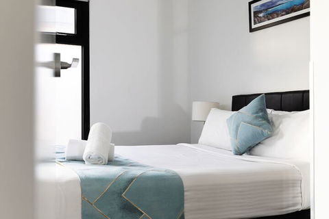 RNR Serviced Apartments North Melbourne - Accommodation Nelson Bay 6