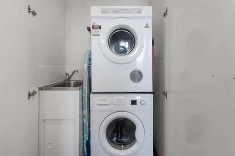 BOUTIQUE STAYS - Zinc 501 - Accommodation Nelson Bay 2
