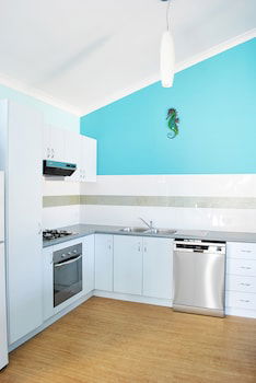 Driftwood Apartments - Accommodation Nelson Bay 6