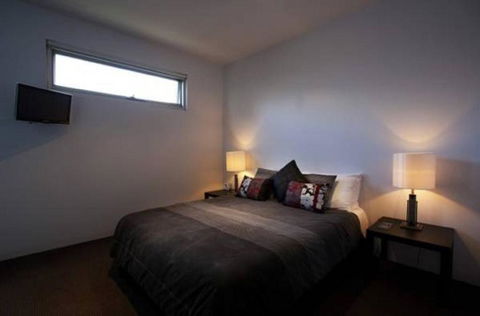 Battery Cove Beach Front Apartment - Accommodation Nelson Bay 4