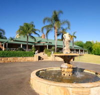 Relaxin - Accommodation Nelson Bay