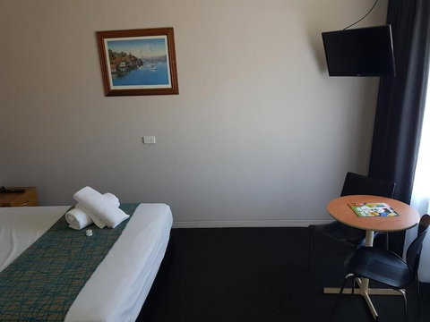 Gateshead Tavern Motel - Accommodation Nelson Bay 3