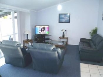 Bay Hideaway Resort - Accommodation Nelson Bay 2