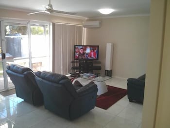 Bay Hideaway Resort - Accommodation Nelson Bay 1