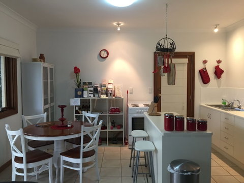 Clarevale Cottage B&B - Accommodation Nelson Bay 4