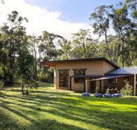Gumtree Spring - Accommodation Nelson Bay