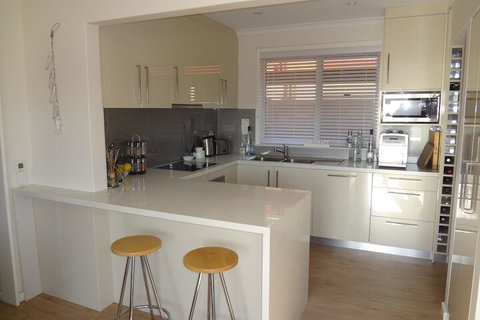 Balmoral Retreat - Nelson Bay Accommodation.com 5