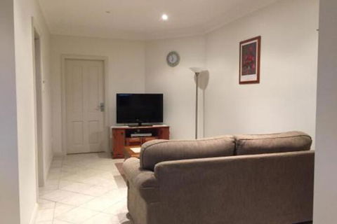 Robin Hill Retreat - Accommodation Nelson Bay 7