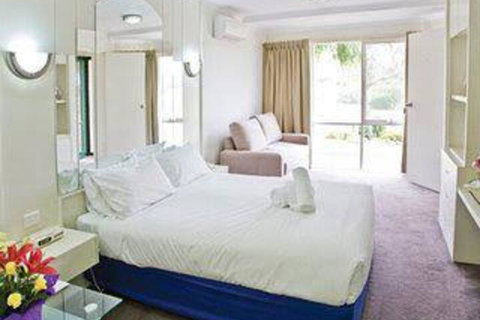 Nepean Country Club & Day Spa - Accommodation Nelson Bay 0