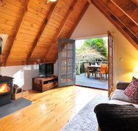 Santosa Cottage - Accommodation Nelson Bay