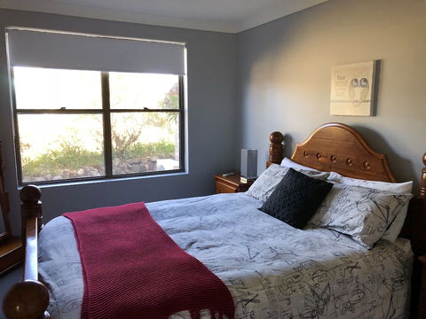 Dam It Getaway- Homestead - Accommodation Nelson Bay 4