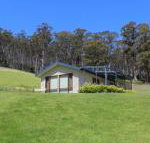 Cherryview Cygnet - Nelsons Bay Accommodation