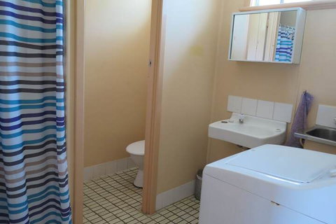 Jurien Beachfront Holiday Units - Accommodation Nelson Bay 6