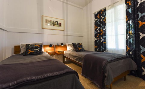 The Grey House - Accommodation Nelson Bay 6