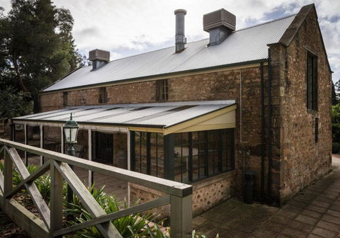 The Rising Sun Hotel - Accommodation Nelson Bay 4