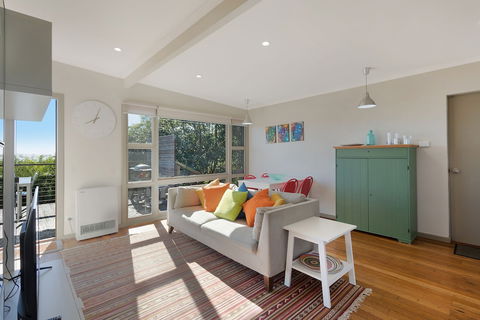 The Love Shack - Accommodation Nelson Bay 5