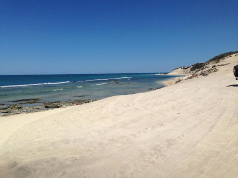 Eden Beach Holiday Getaway - Accommodation Nelson Bay 4
