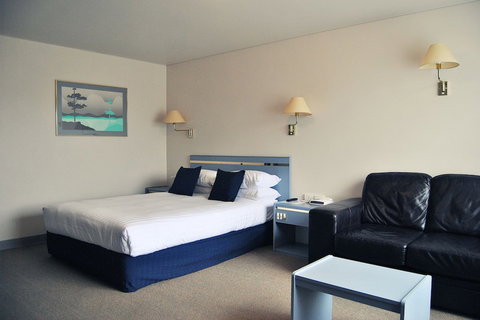 Sunrise Devonport - Accommodation Nelson Bay 5
