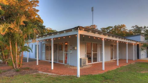Bays Holiday Park - Accommodation Nelson Bay 2